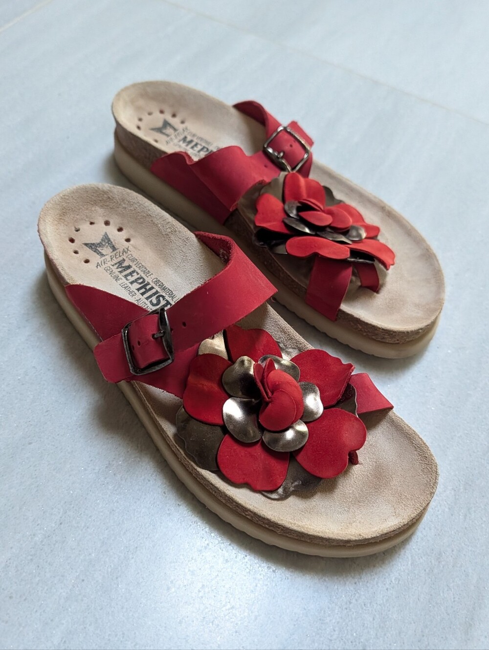 MEPHISTO helen red flower sandals 37 7 7.5